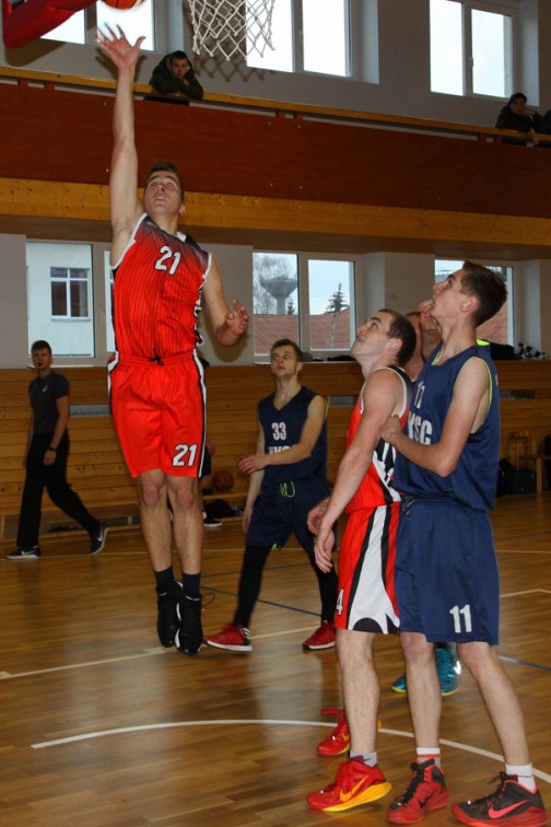 Donatas Kudžma (Nr. 21) nors ir pelnė tik 5 tšk., tačiau buvo vienas naudingiausių savo komandoje.