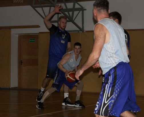 Dovydo (Nr.6 Giedrius Junevičius) ir Galijoto (Nr.17 Lukas Taparauskas) dvikovos vyksta ir šiais laikais.