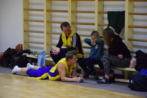 Galbūt šeimos ir artimųjų nuolatinis palaikymas padėjo komandai ,,Sporto Centras" iškovoti jau antrąją pergalę iš eilės. 