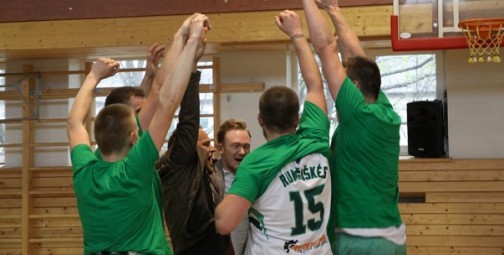 Džiaugsmo akimirkos po finalinės sirenos! KK "Rumšiškės" - 2018/2019 metų sezono nugalėtojai.