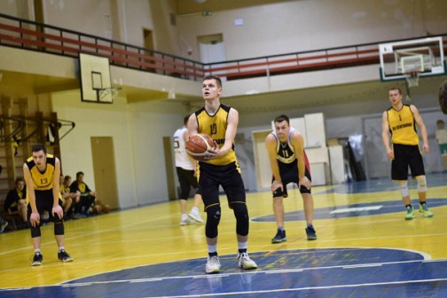 Baudas meta naudingiausias EKKL aštuntfinalio krepšininkas nr.10 Lukas Jančiauskas. Jis buvo naudingiausias savo komandoje ir pirmajame ketvirtfinalio mače. 